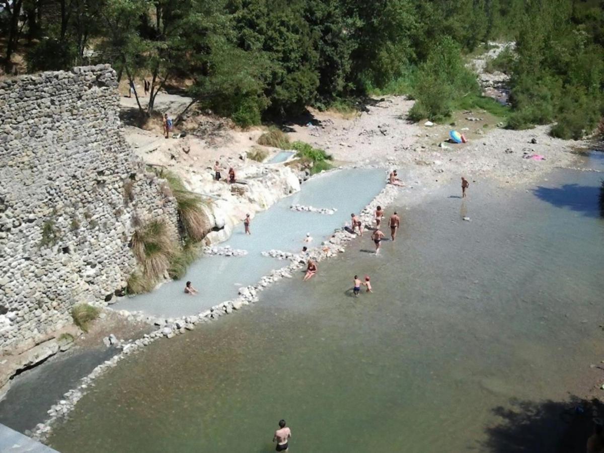 Guest house Isola Delle Api Bagni Di Petriolo